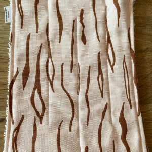 Fidget Marble Maze game Zebra blush creme