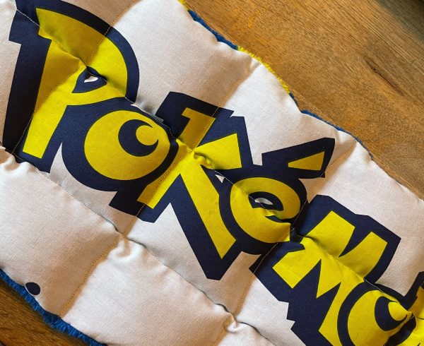 verzwaard kussen 22,5 x50cm pokemon 1 kg