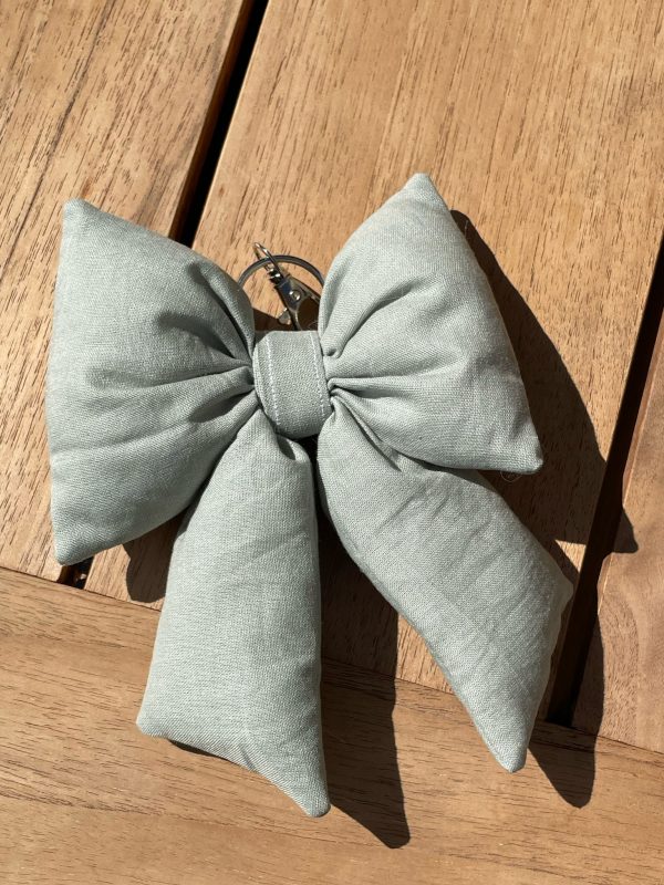 Fluffy bow tas hanger mild mosgroen