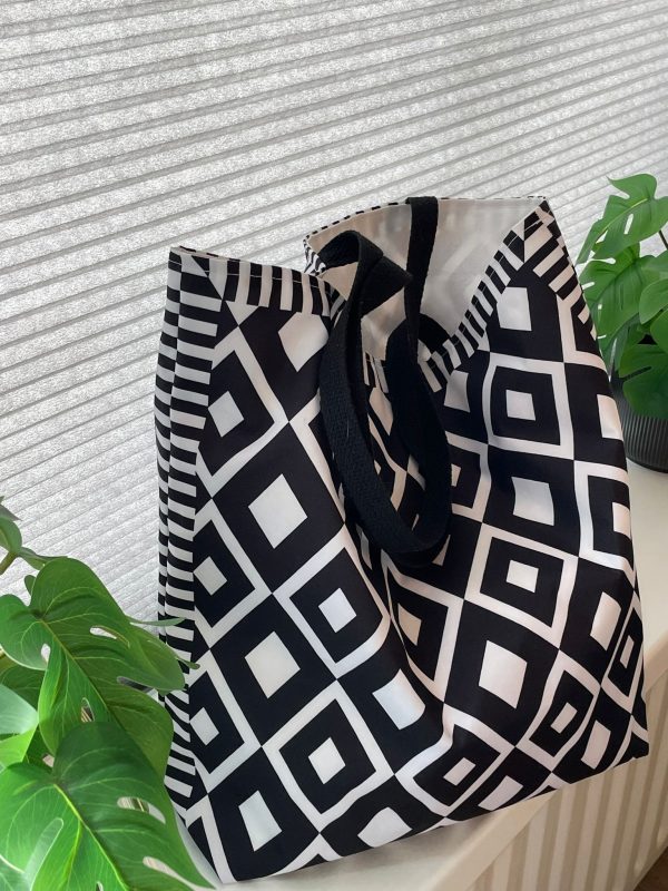 water afstotende beach bag zwart wit