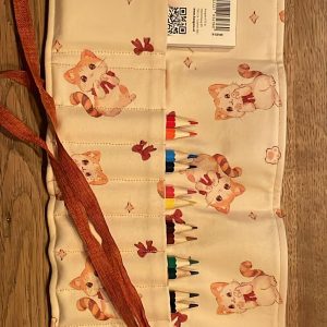 crayon roll up small katten print
