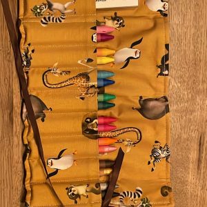 crayon roll up small Madagaskar print