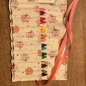 crayon roll up small uiltjes print