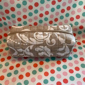 make-up bag  brown paisley look