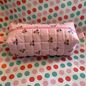 make-up bag  pink floral