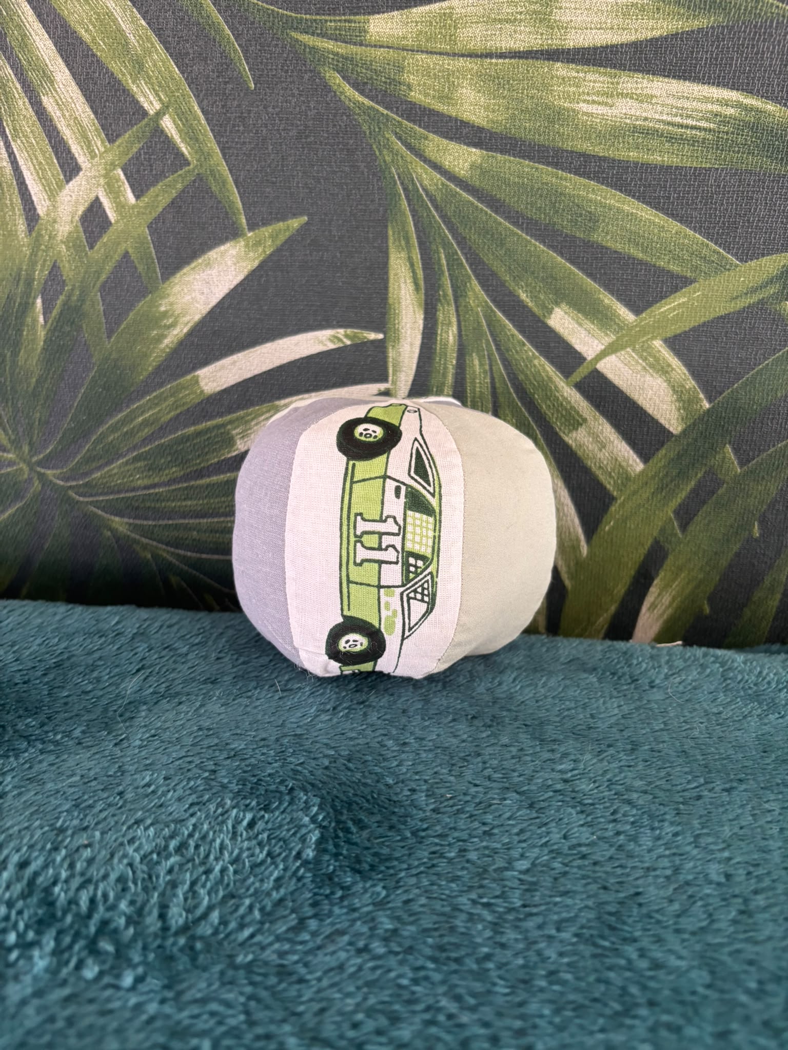 Montessori soft bal groene sportauto blauw/groen vakken - Afbeelding 4