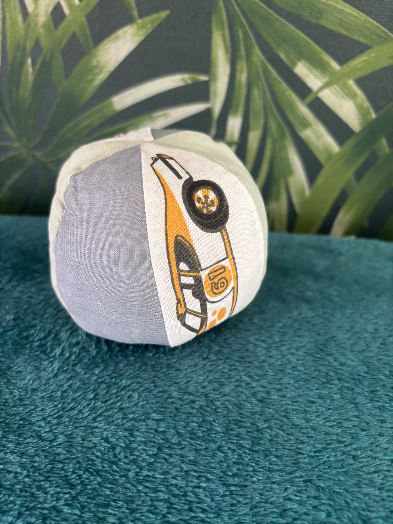 Montessori soft bal gele sportauto blauw/groen vakken - Afbeelding 2