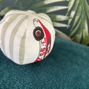 Montessori soft bal rode sportauto groene strepen