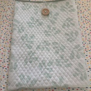 Book-sleeve size m Green leaves