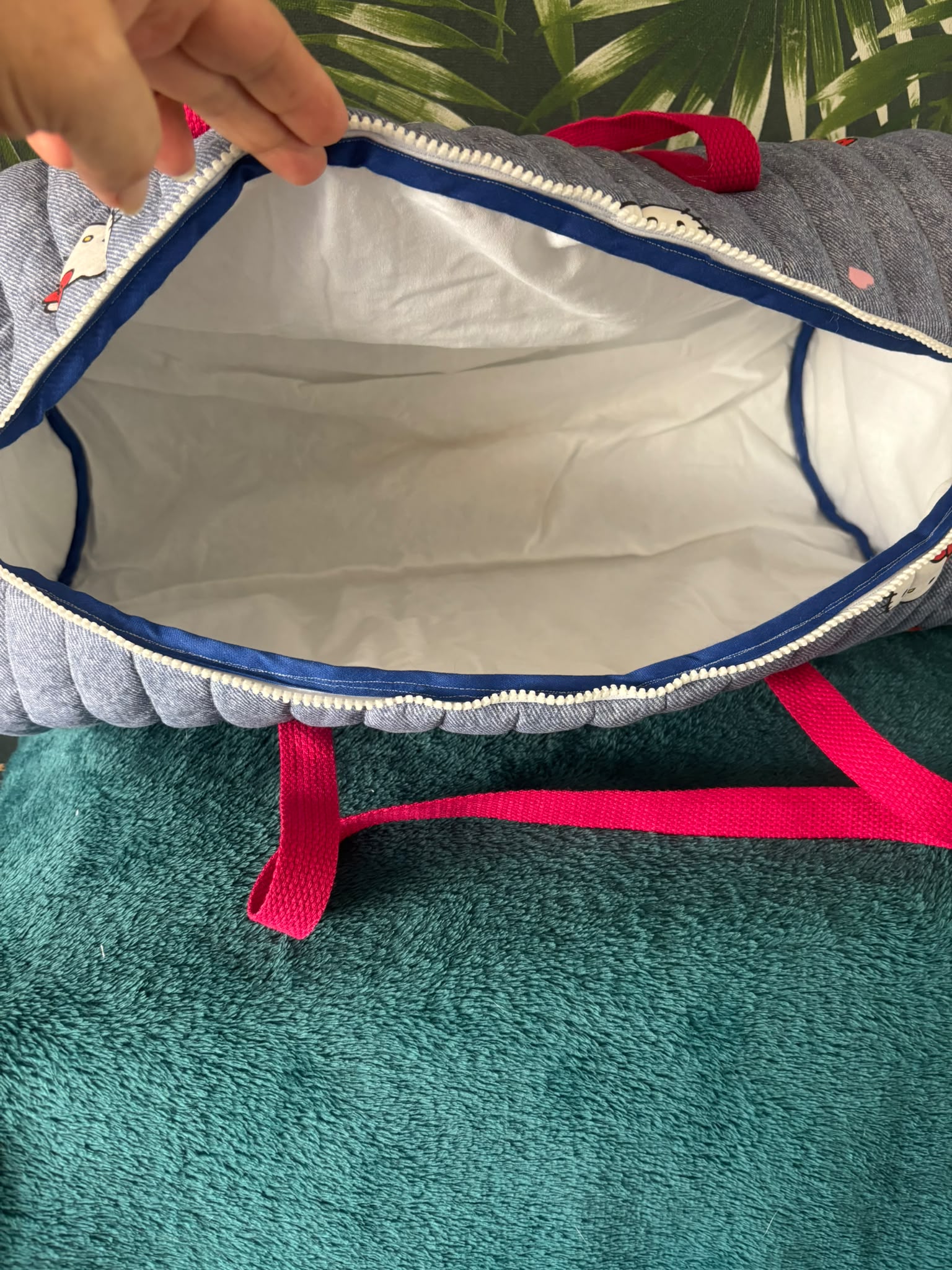 Grote duffle bag in denim look met katten kopje - Afbeelding 4